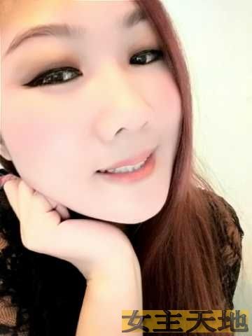 君君女主调教外国混血M贱CD，SM无国界。