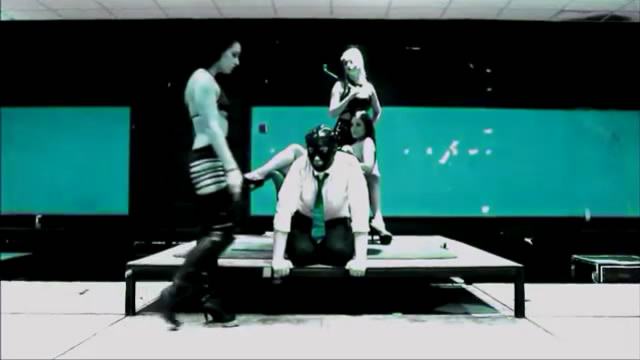 Mr and Mrs Domi[短剧情MV女虐男