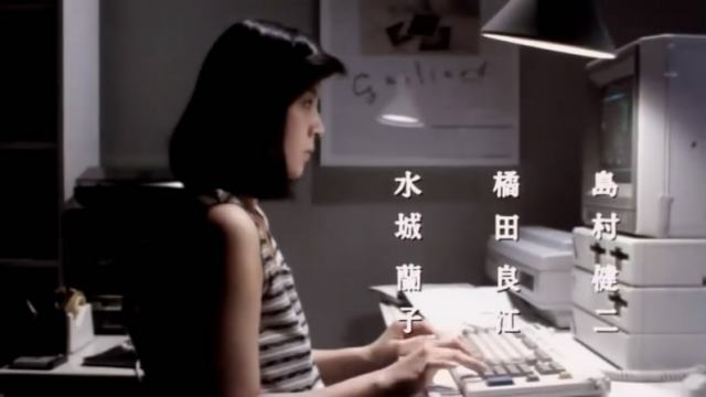 わいせつ2007 美少妇很性感，小青年很崇拜，最喜欢少妇的脚