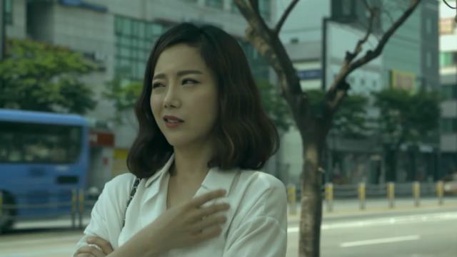 韩国电影，男子为谈生意合作，不惜被女老板当奴调教