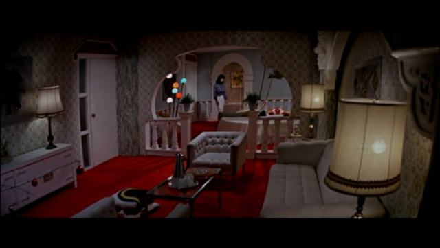 国产电影，受伤的美腿，女虐女床上绑虐耳光调教语言羞辱