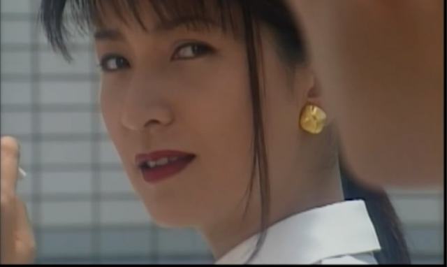 日本电影，学校里的回忆，男子回忆被女教师调教舔脚经理