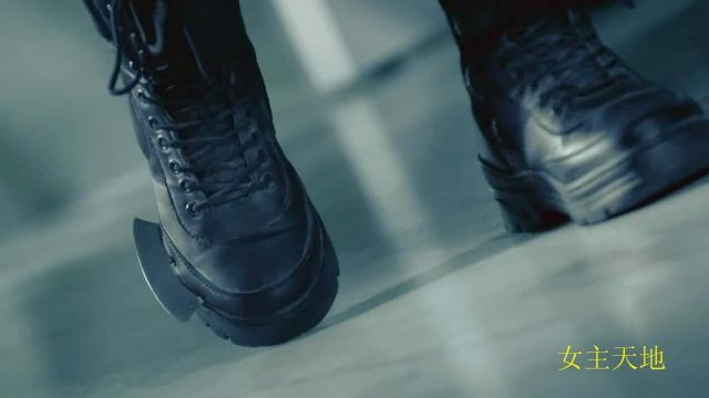 魅惑性感的《岛国女杀手》亮相，谁看两眼浑身都会酥麻的