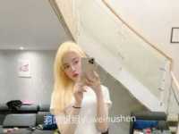 杭州小姐姐调狗东西