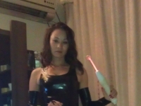 我的照片（7）性感乳胶衣，忘记化妆了