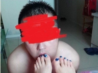 冰点女神和唐心女王调教脚奴流浪狗 贞操束缚