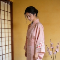 校花做奴的样子很迷人