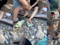 乱伦大神【和亲姐同居的日子】②，带亲姐与世隔绝，带...