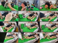 足控色影师舔食兼职学生妹嫩足，把粉嫩小脚当小穴用鸡...