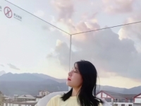 酸酸的湿湿的