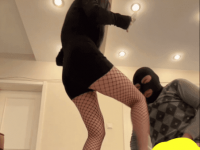 国产女主钉子鞋暴力血腥 踢裆