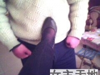 老婆的高跟美脚踩你行吗