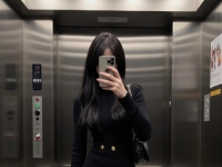 妈妈突然手痒了，那位贱狗过来让妈妈惩罚一下