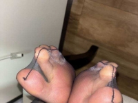 在我这里不要提人权，只有奴性