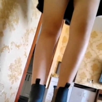 国产皮靴隔板踩鸡鸡，插马眼，足交榨射36分