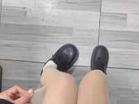 （网）闻着妈妈的屁眼舔食内裤