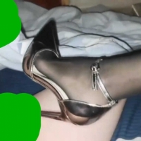 国产高跟插马眼射24分