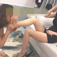 镇江雨燕S】闻香水，口舌羞辱母狗