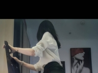 马桶，爬过来，拉屎给你吃，5年的马桶