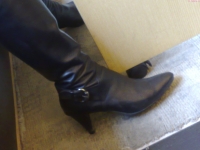 餐厅美OL皮靴下的崇拜