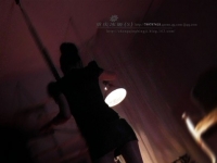 （D）这是本王喜欢的感觉（踩踏虐阳套图）6页踩射