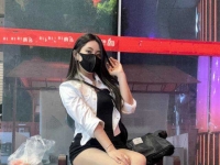 国贸附近油丝长靴逛街，想要原味私信预约