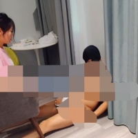 lpmnj分享国产全网首发2026女主调教贱货碾压贱根榨汁吐奶...