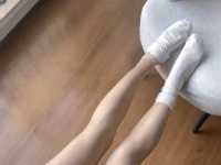 小狗崽闻见味沸腾了 撸管控精