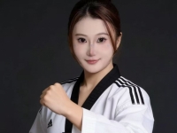 跆拳道女生在深圳北站有教室