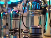 多功能强制榨精机。吸乳伸缩机