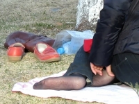 牛仔裤 黑 丝 SHU NV 晾丝脚还不时抚摸