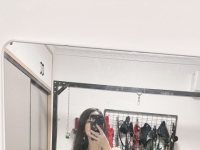 看见主人还不赶紧跪拜滚过来