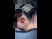 lpmnj分享国产女主调教坐便器强制黄金圣水