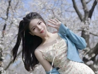 蓝蓝s常驻北京QQ3783656809